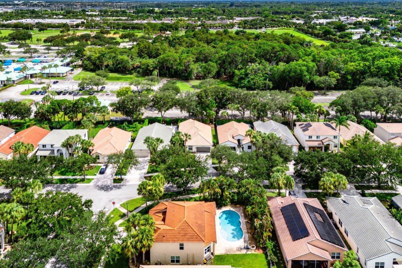 196 Seminole Lakes Drive, Royal Palm Beach, FL 33411 Photo