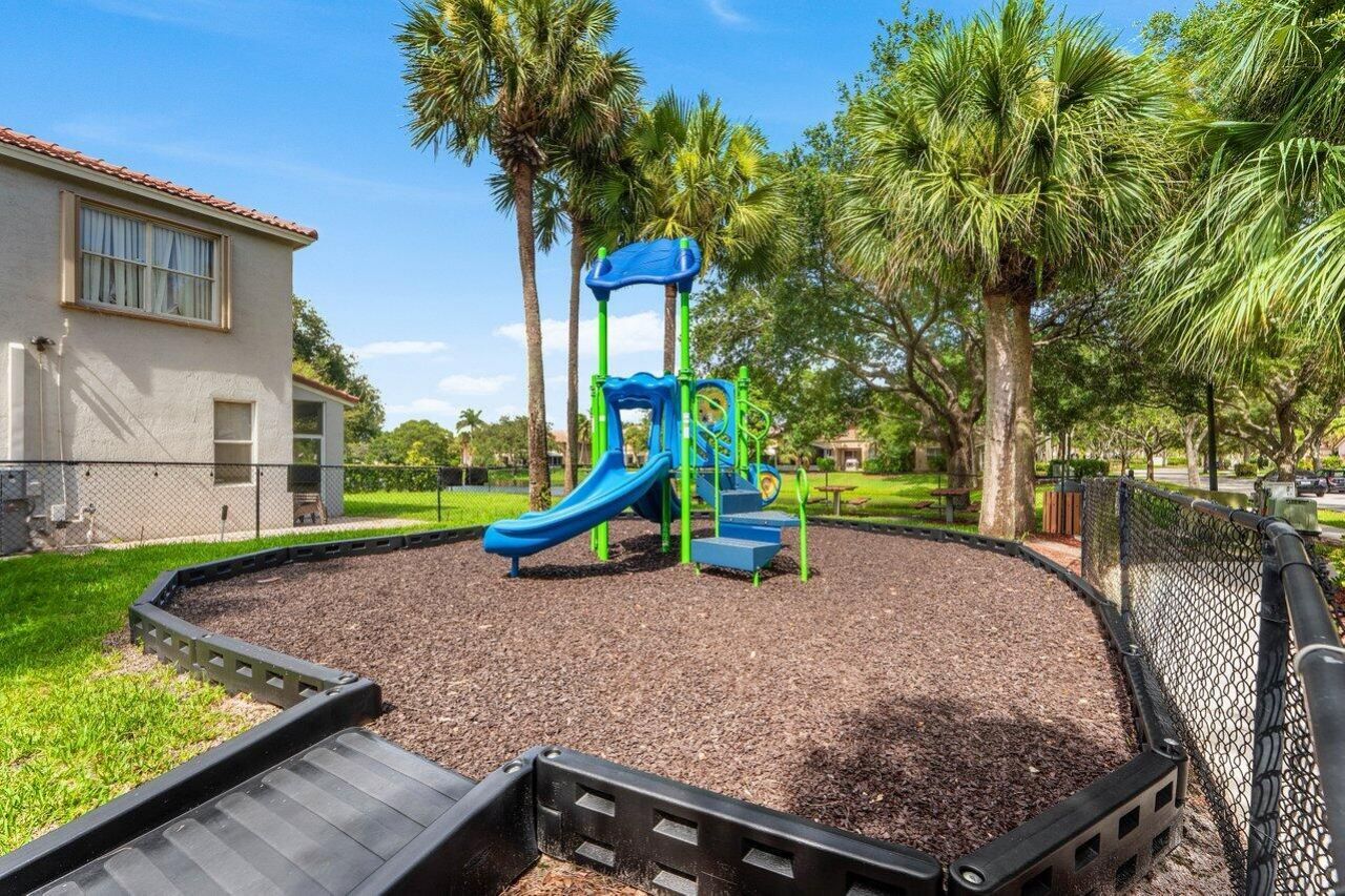 196 Seminole Lakes Drive, Royal Palm Beach, FL 33411 Photo