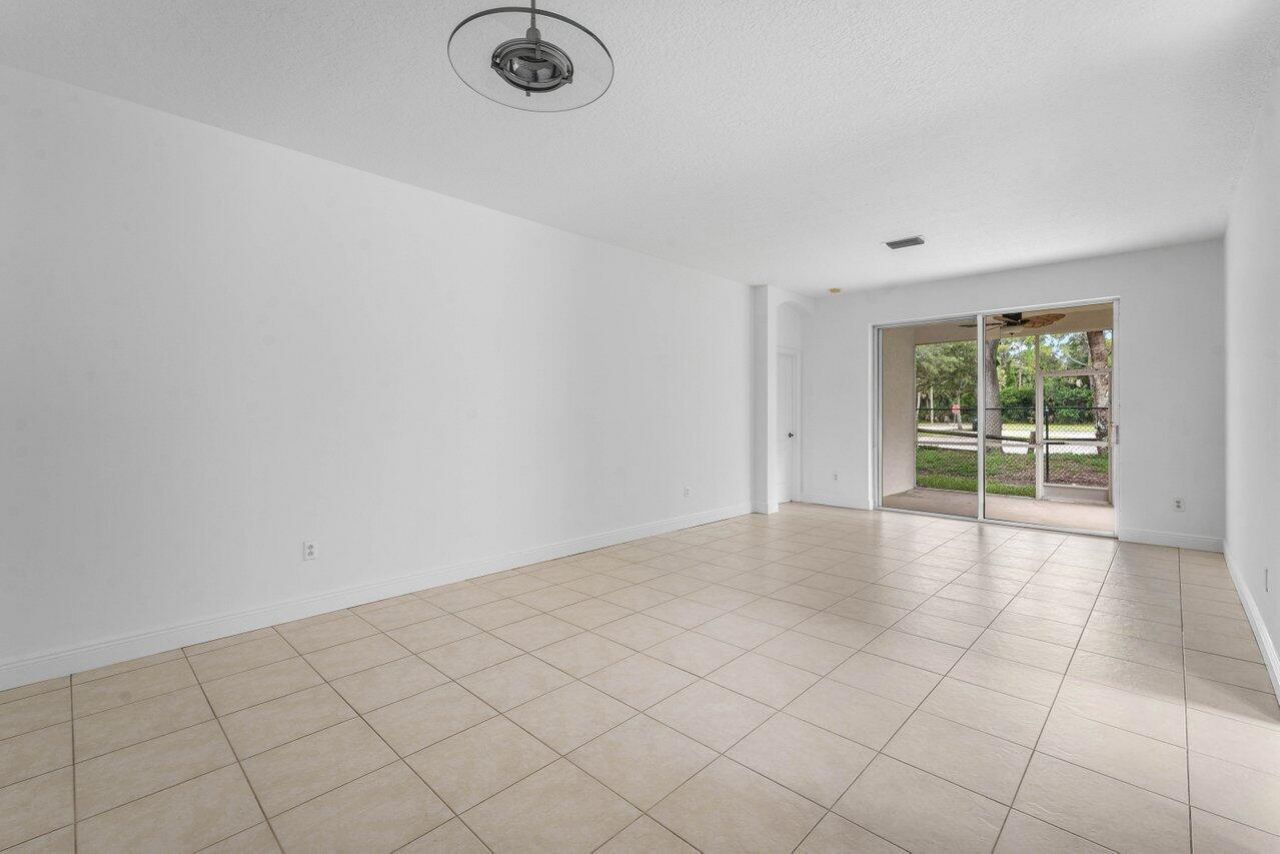 196 Seminole Lakes Drive, Royal Palm Beach, FL 33411 Photo