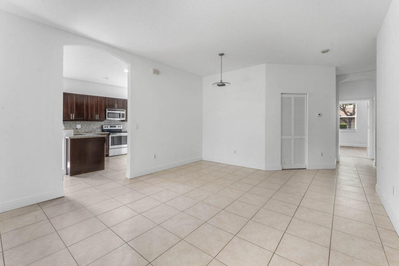 196 Seminole Lakes Drive, Royal Palm Beach, FL 33411 Photo