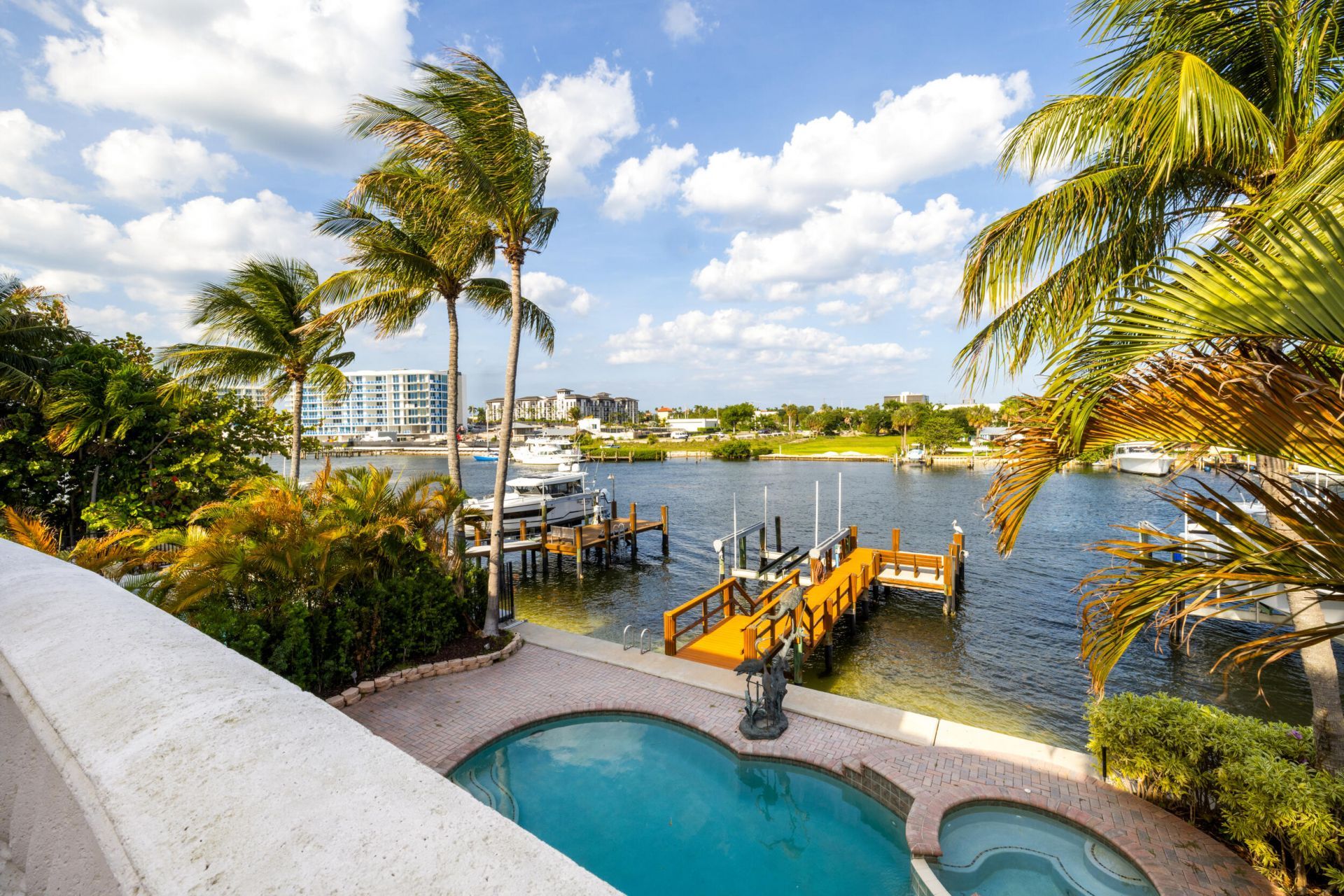 712 Sandy Point Lane, North Palm Beach, FL 33410 Photo