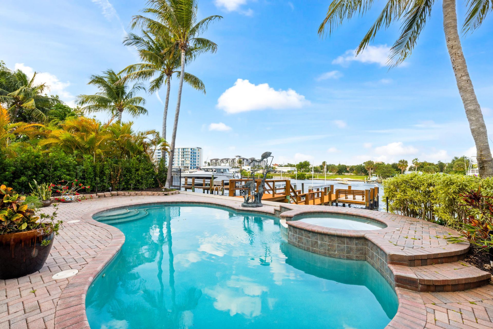 712 Sandy Point Lane, North Palm Beach, FL 33410 Photo
