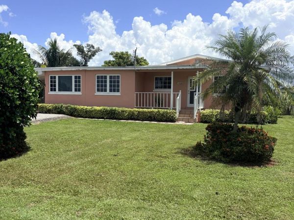 1117 NE 23RD Street, Belle Glade, FL 33430