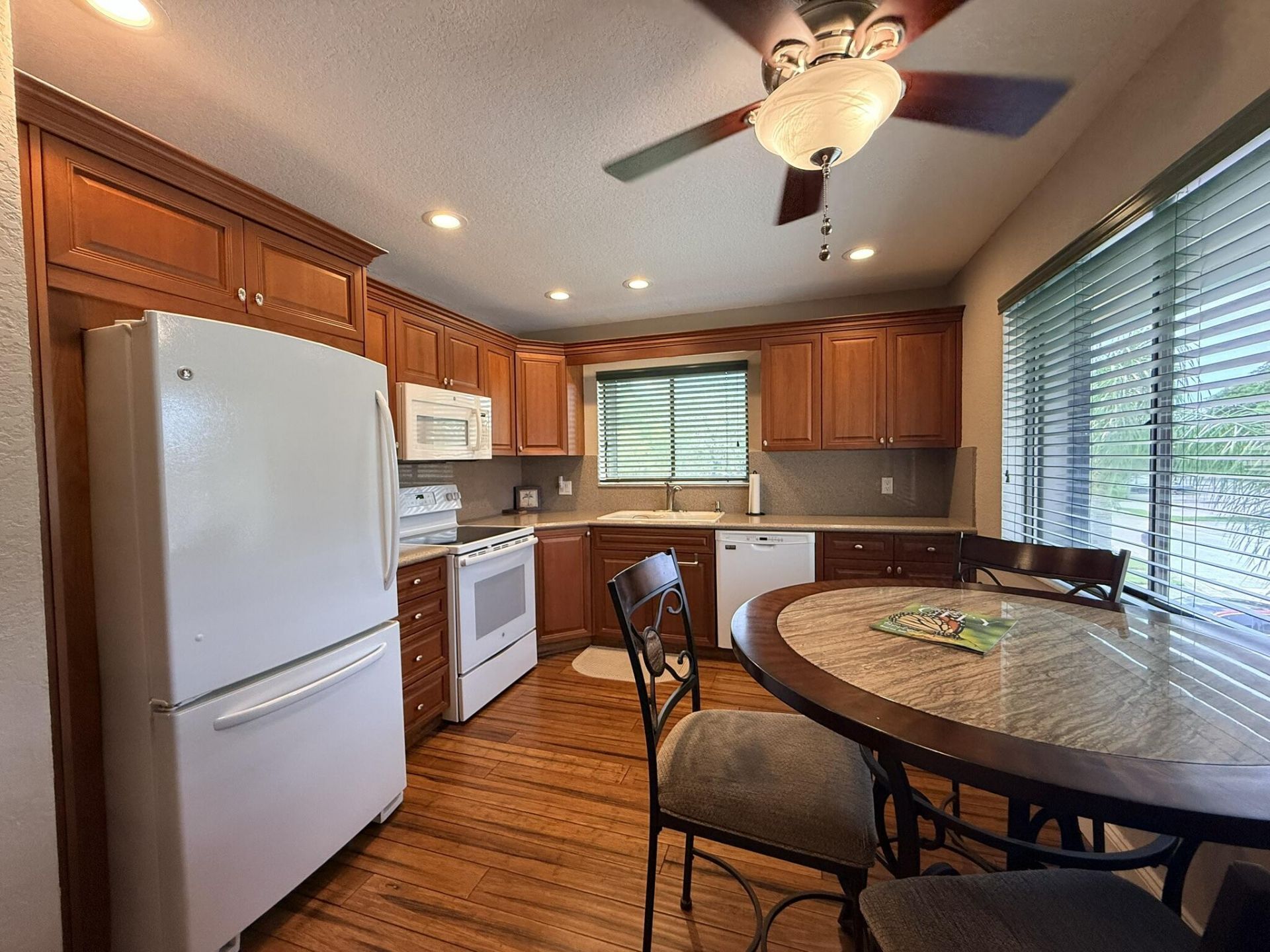 21 Lexington Lane W, Unit H, Palm Beach Gardens, FL 33418 Photo