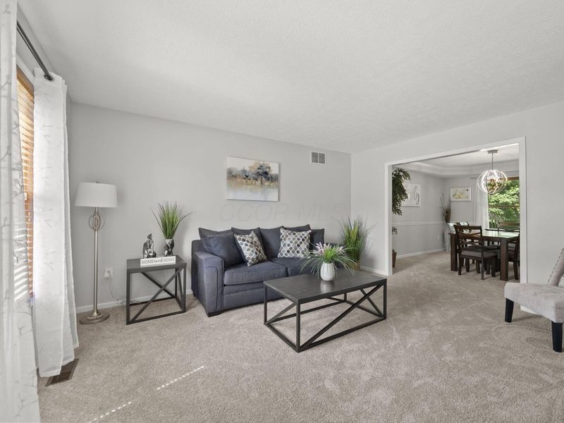 319 Fallriver Drive, Reynoldsburg, OH 43068 Photo 11