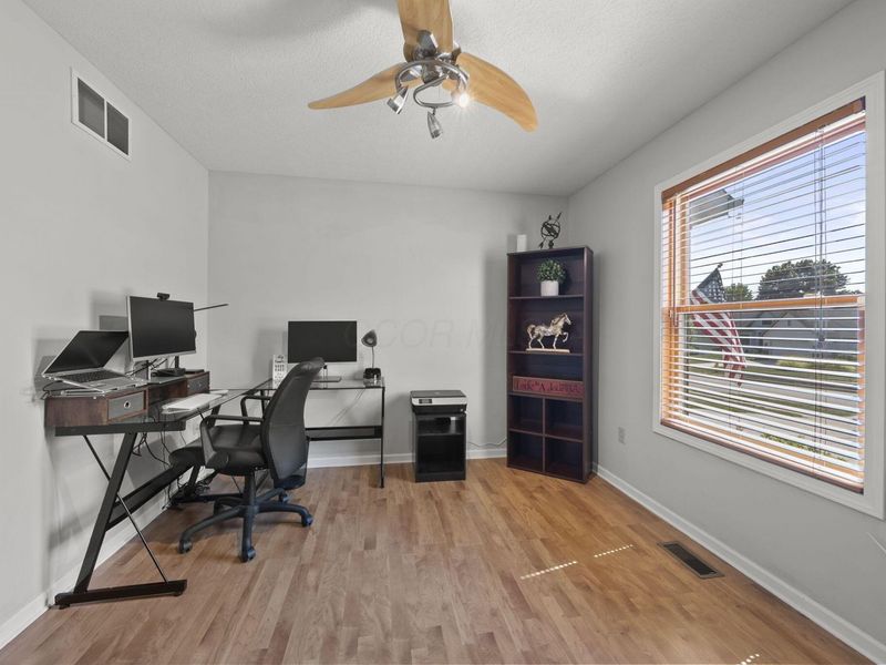 319 Fallriver Drive, Reynoldsburg, OH 43068 Photo 8