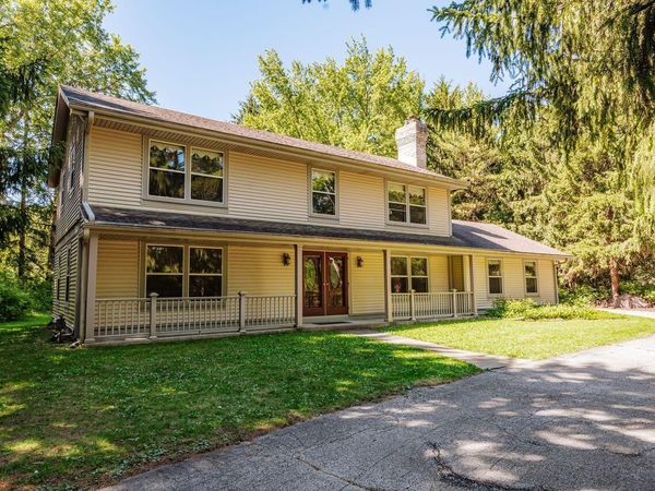 S67W24425 Skyline Ave, Vernon, WI 53189