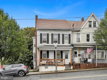 118 S LEHIGH AVENUE, FRACKVILLE, PA 17931