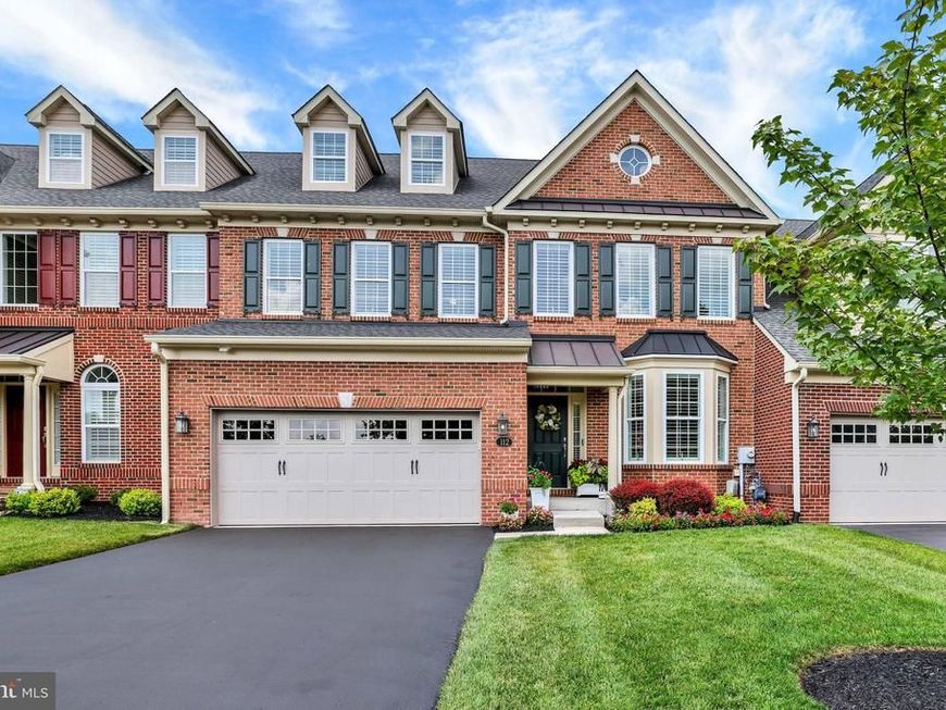 112 Rittenhouse Circle, Newtown, PA 18940 Main Photo