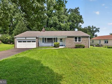 911 DELENE ROAD, JENKINTOWN, PA 19046