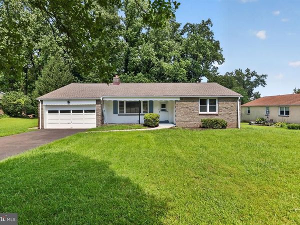 911 DELENE ROAD , JENKINTOWN, PA 19046