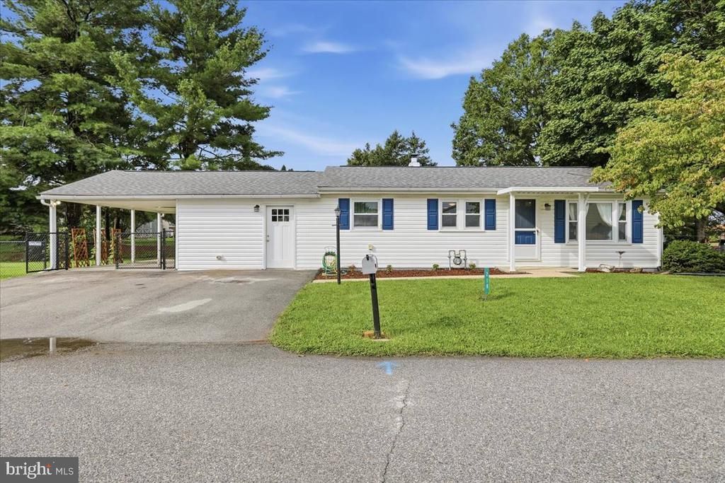 218 JONES AVENUE, MONT ALTO, PA 17237