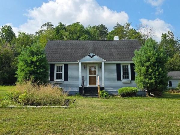 6157 STRASBURG ROAD, STRASBURG, VA 22657