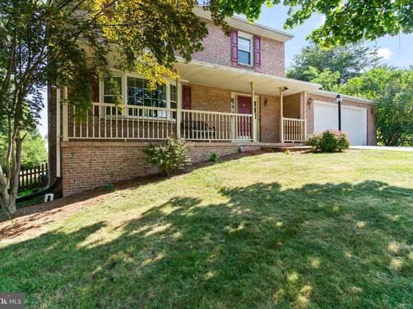26 PRINCETON PLACE, HAGERSTOWN, MD 21742