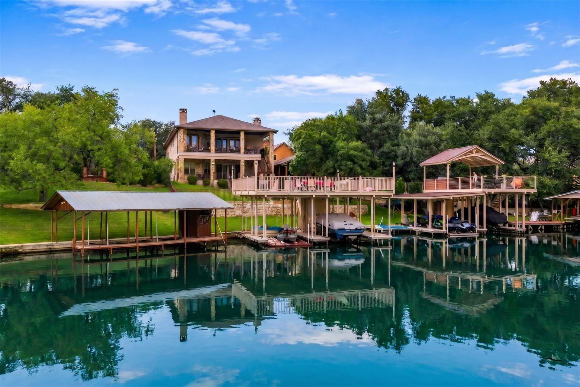 1413 County Road 132a, Kingsland, TX 78639 Main Photo