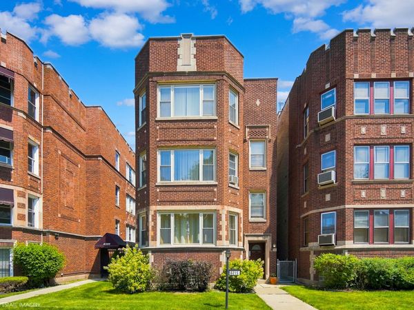8215 S Evans Avenue , Chicago, IL 60619
