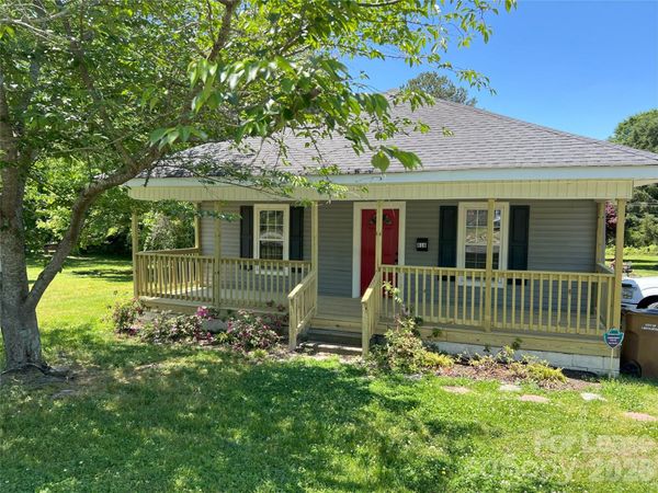 818 Grier Street , Lincolnton, NC 28092