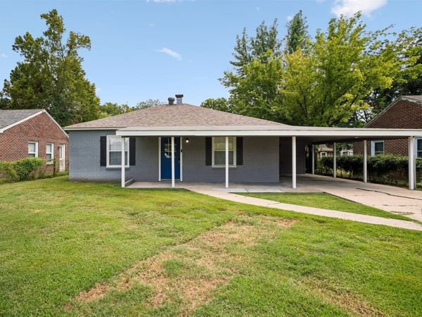418 SE 5th Street , Pryor, OK 74361
