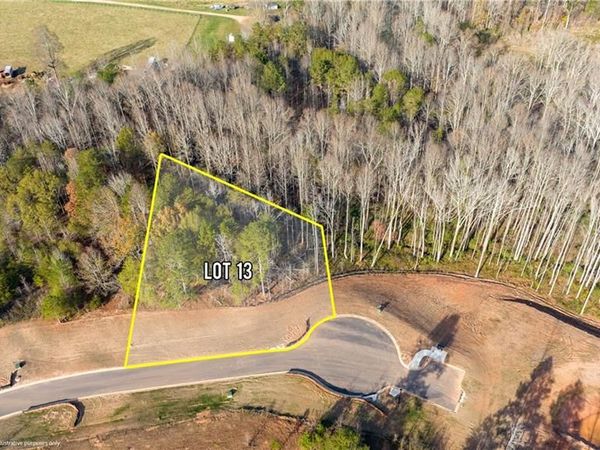 5441 Oak Manor Way , Murrayville, GA 30564