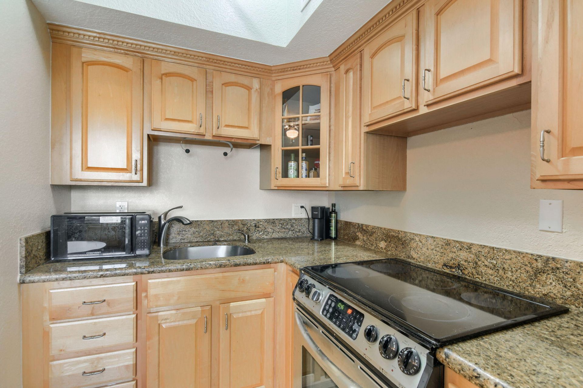 924 SE 2nd Street, Unit 25, Fort Lauderdale, FL 33301 Photo