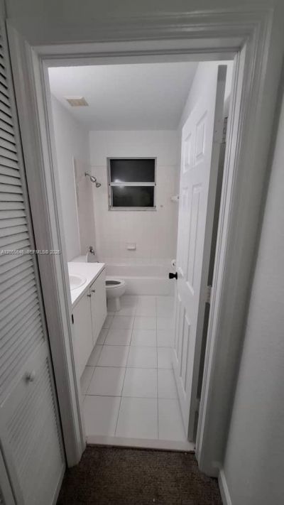 1720 NE 33rd Ave , Unit 110-5, Homestead, FL 33033 Photo