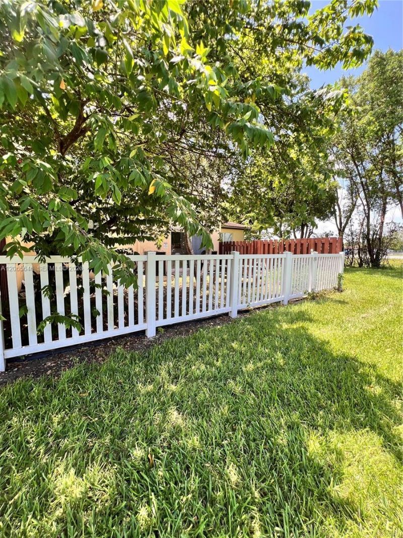 1720 NE 33rd Ave , Unit 110-5, Homestead, FL 33033 Photo