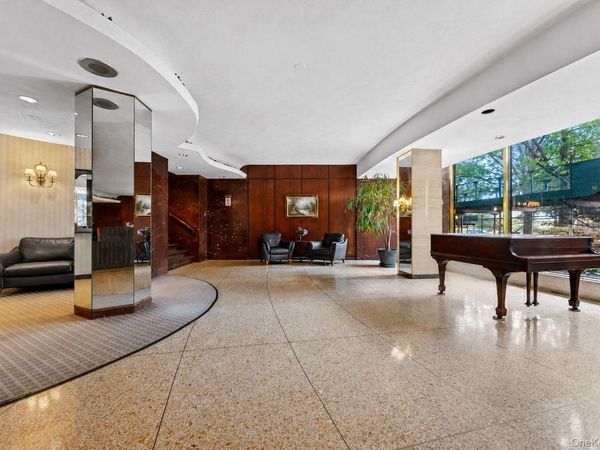 61-20 Grand Central Parkway , Unit A1508, Forest Hills, NY 11375