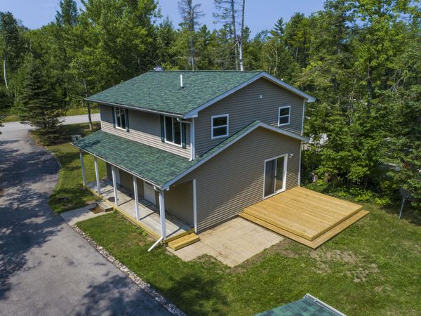 17751 Pineview Road, Presque Isle, MI 49777
