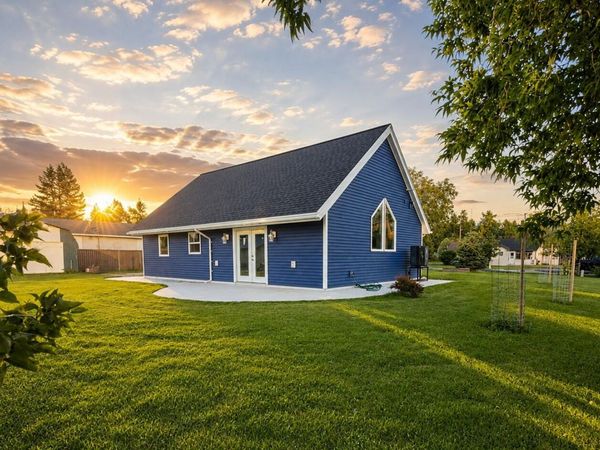 415 George Street, Cheboygan, MI 49721