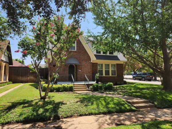 2565 Shirley Avenue, Fort Worth, TX 76109