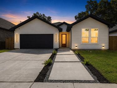 2734 Marburg Street, Dallas, TX 75215