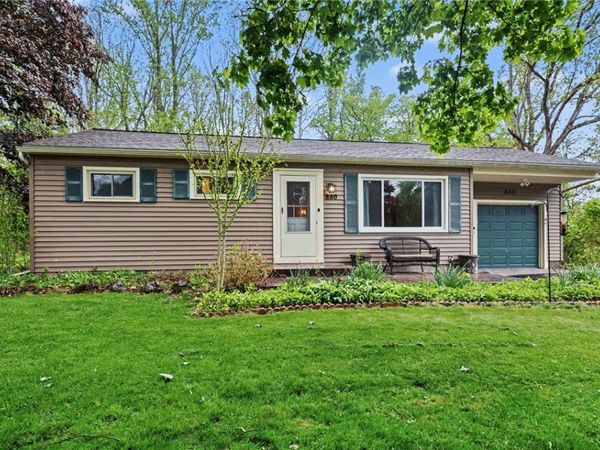 880 Joran Drive, Webster, NY 14580