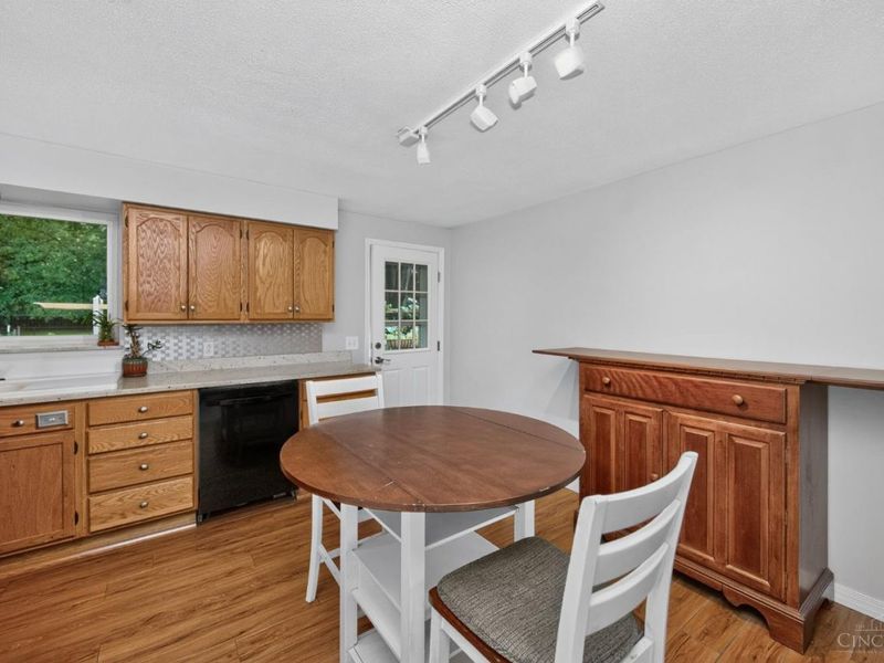 1390 Ridgecrest Drive, Miami Township, OH 45150 Photo 10