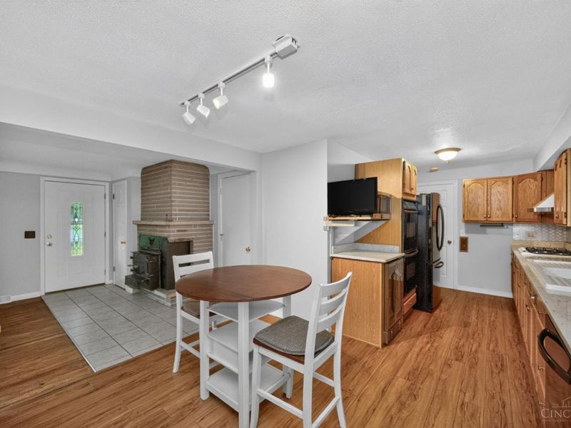 1390 Ridgecrest Drive, Miami Township, OH 45150 Photo 8