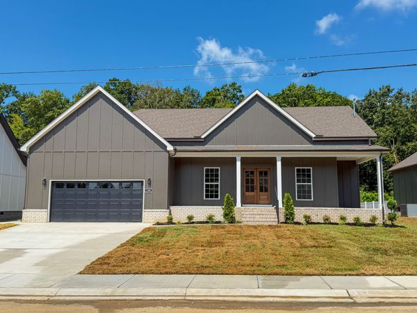 108 Stonebrook Drive , Shelbyville, TN 37160
