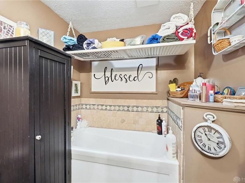 905 Victoria Drive, Franklin, OH 45005 Photo 47