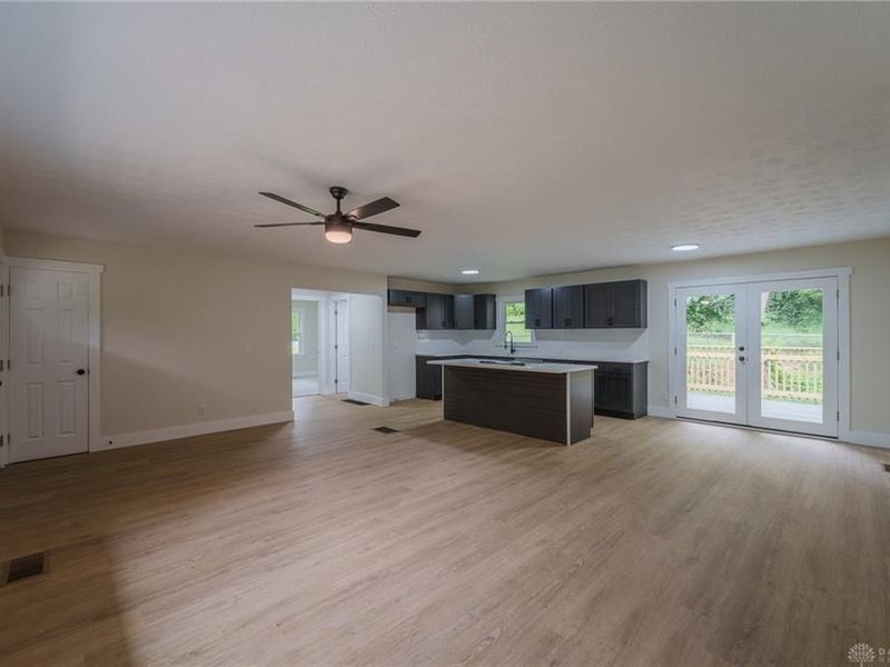 759 N Hampton Road, Bethel Township, OH 45504 Photo 10