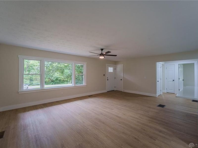 759 N Hampton Road, Bethel Township, OH 45504 Photo 11