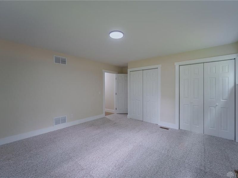 759 N Hampton Road, Bethel Township, OH 45504 Photo 29