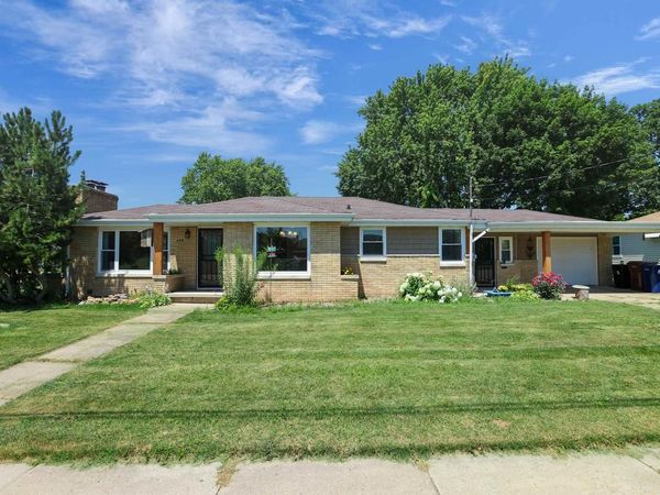 428 8TH STREET, Menasha, WI 54952