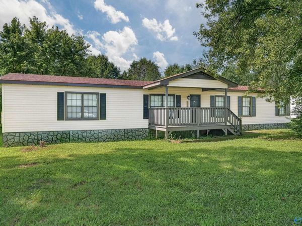 124 Helton Avenue, Hazel Green, AL 35750