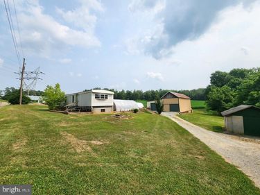 36 OLD RIVER ROAD, HOLTWOOD, PA 17532