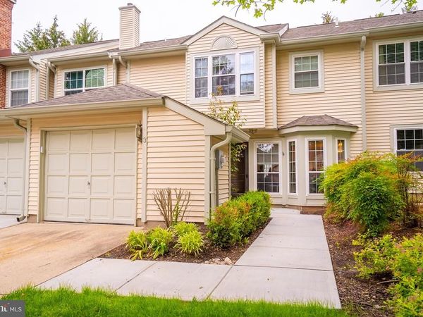 3 TOWPATH COURT, PRINCETON, NJ 08540