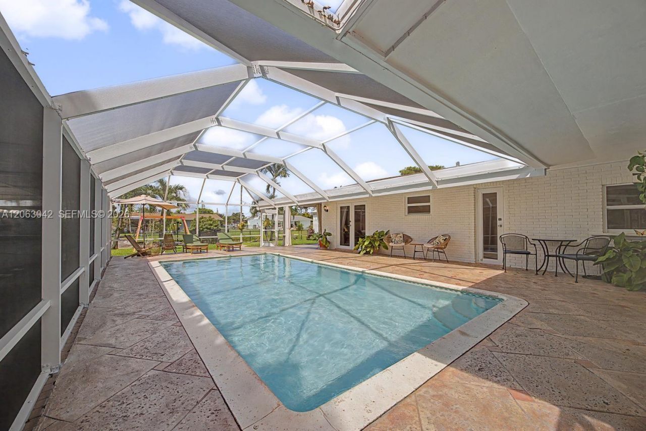 9921 SW 195th St, Cutler Bay, FL 33157 Photo