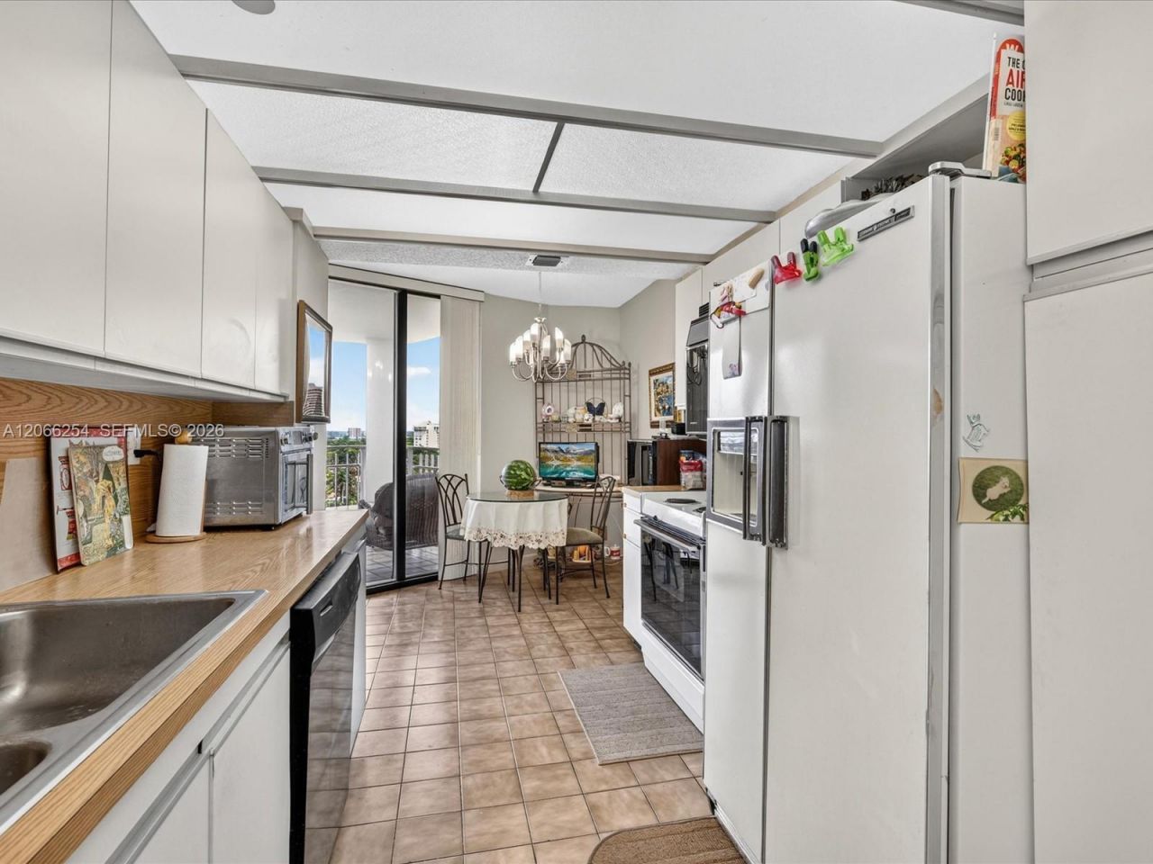 4000 Towerside Ter, Unit 1407, Miami, FL 33138 Photo