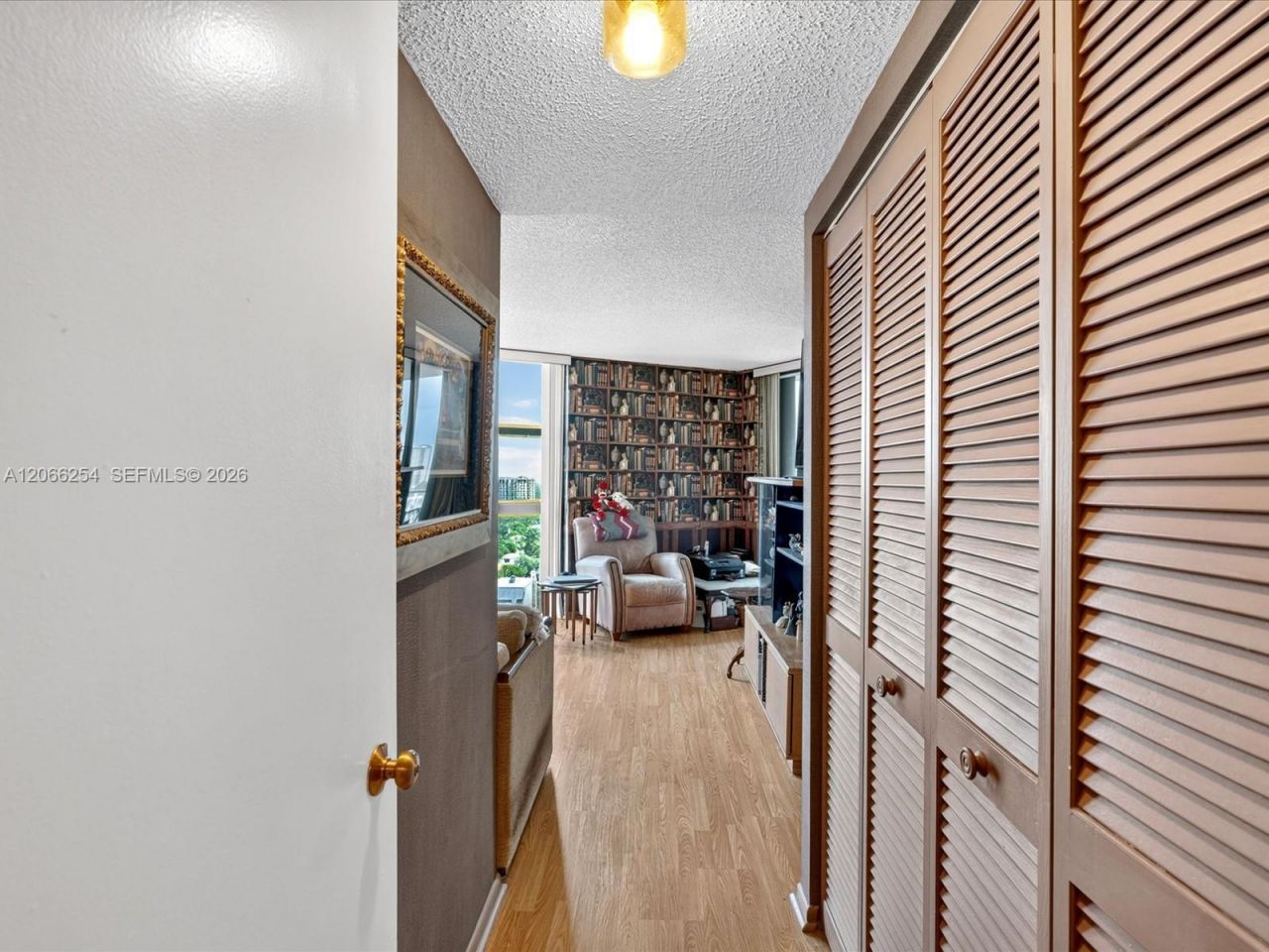 4000 Towerside Ter, Unit 1407, Miami, FL 33138 Photo