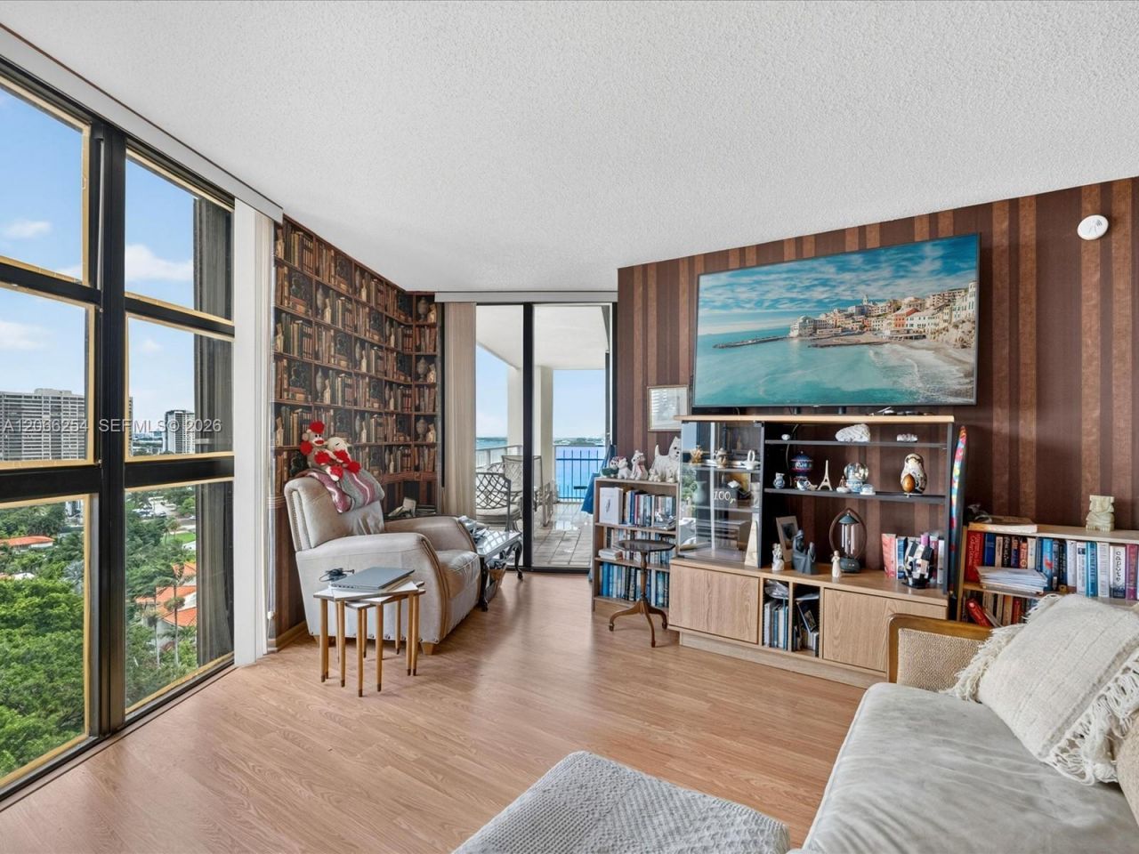 4000 Towerside Ter, Unit 1407, Miami, FL 33138 Photo