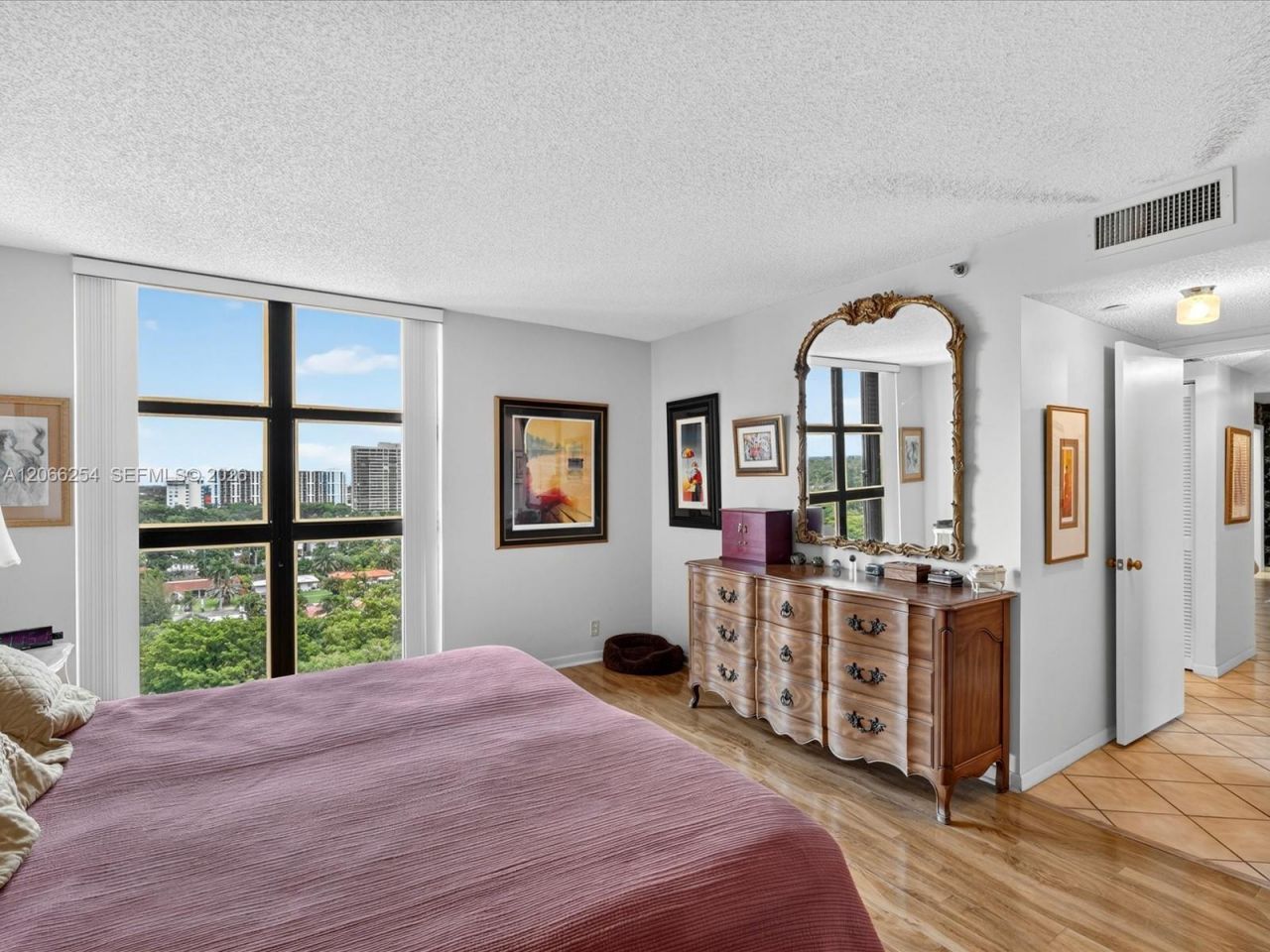 4000 Towerside Ter, Unit 1407, Miami, FL 33138 Photo