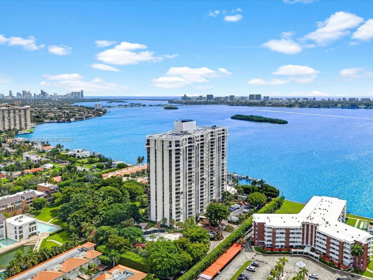 4000 Towerside Ter, Unit 1407, Miami, FL 33138 Photo