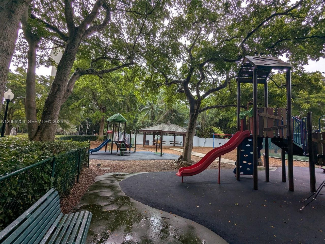 4000 Towerside Ter, Unit 1407, Miami, FL 33138 Photo